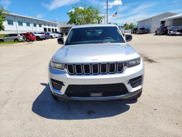 new 2024 Jeep Grand Cherokee car, priced at $38,643