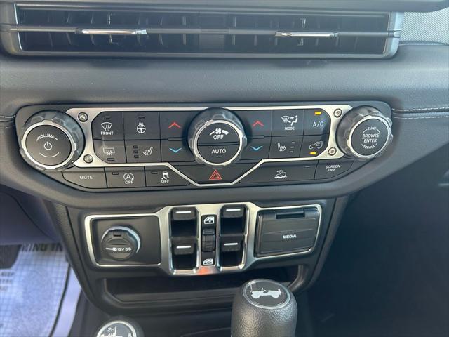 new 2025 Jeep Wrangler car, priced at $50,590