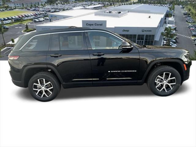 new 2025 Jeep Grand Cherokee car, priced at $42,055