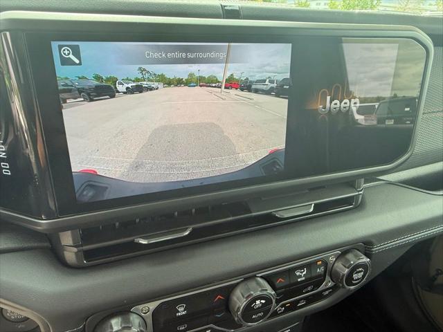new 2025 Jeep Gladiator car, priced at $48,933