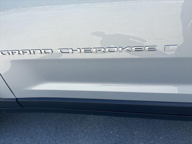 new 2025 Jeep Grand Cherokee car, priced at $38,416