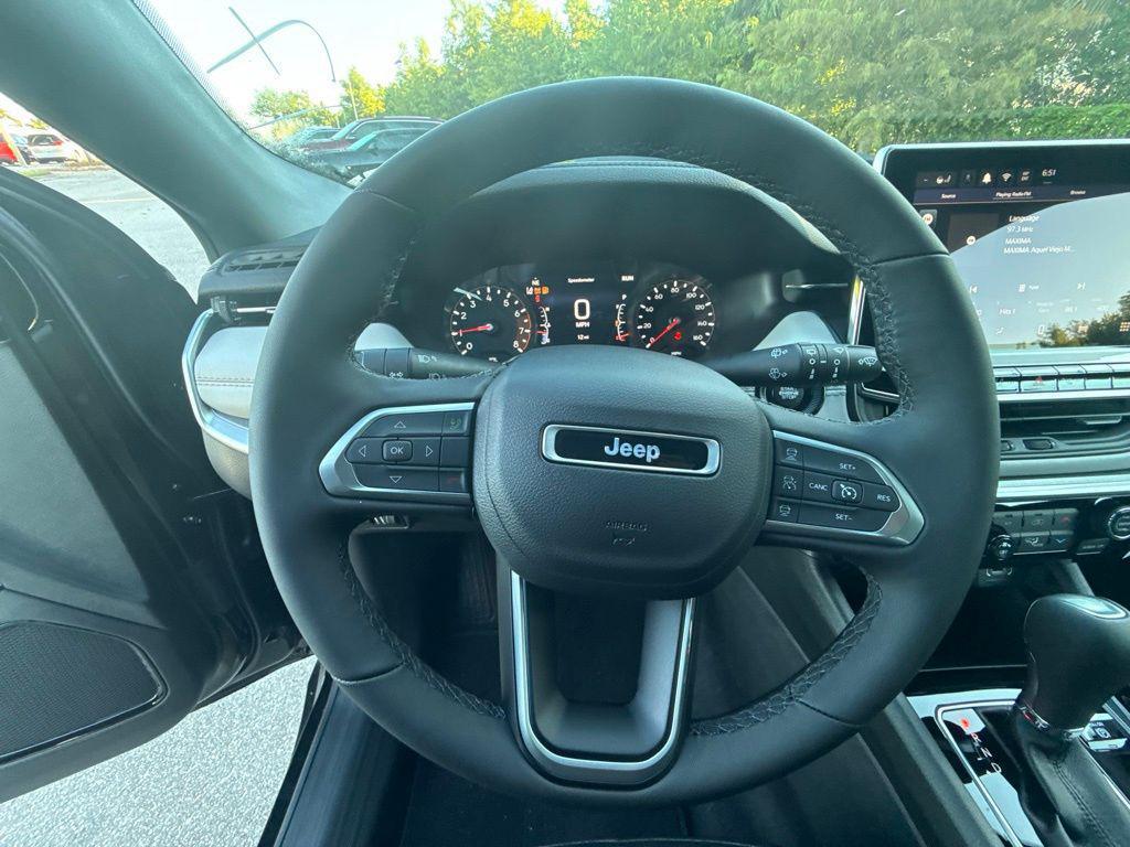 new 2026 Jeep Compass car, priced at $32,350