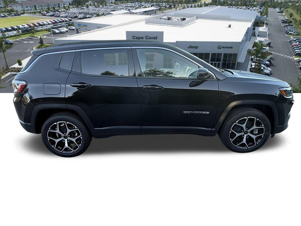 new 2026 Jeep Compass car, priced at $32,350