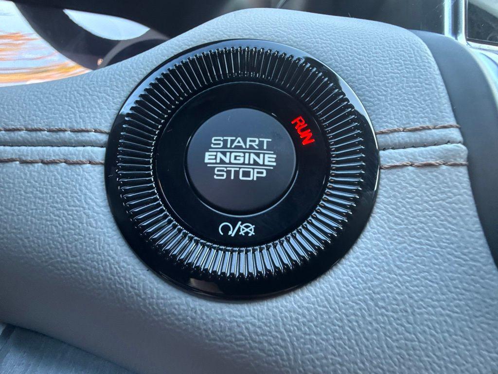 new 2026 Jeep Compass car, priced at $32,350