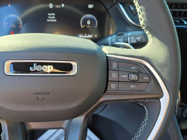 new 2025 Jeep Grand Cherokee car, priced at $33,995