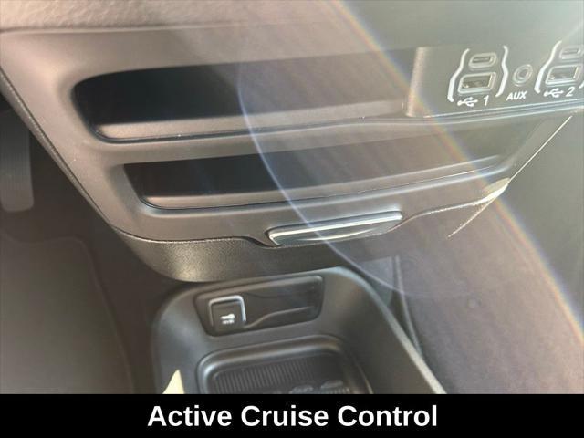new 2025 Chrysler Pacifica car, priced at $42,407