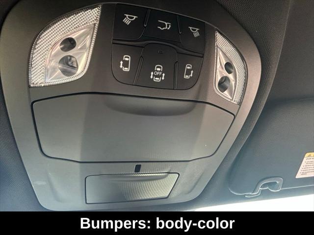 new 2025 Chrysler Pacifica car, priced at $42,407