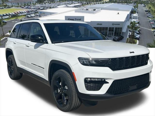 new 2025 Jeep Grand Cherokee car, priced at $43,876