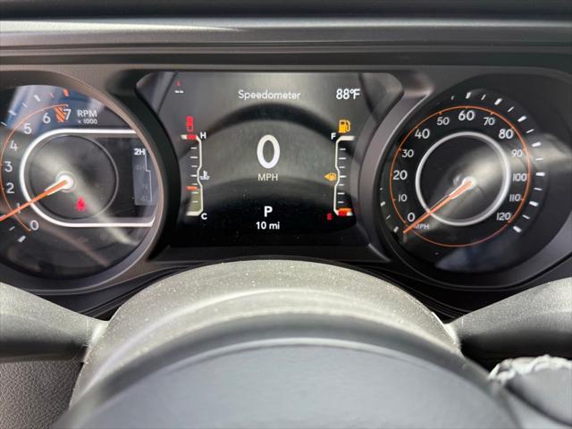 new 2025 Jeep Gladiator car, priced at $48,078
