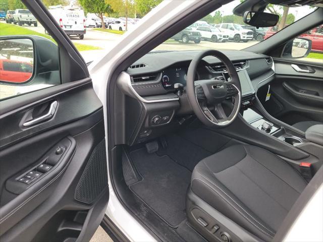 new 2024 Jeep Grand Cherokee L car, priced at $36,299