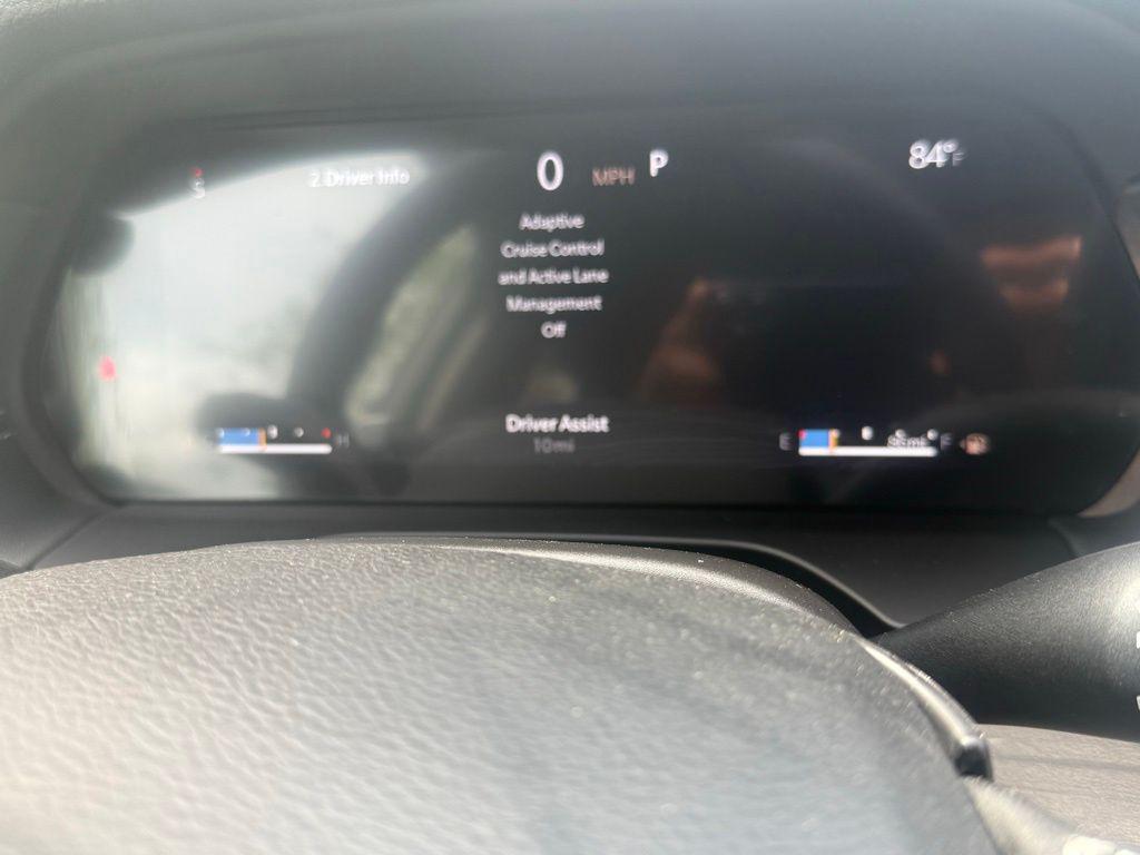 new 2025 Jeep Grand Cherokee car, priced at $40,400