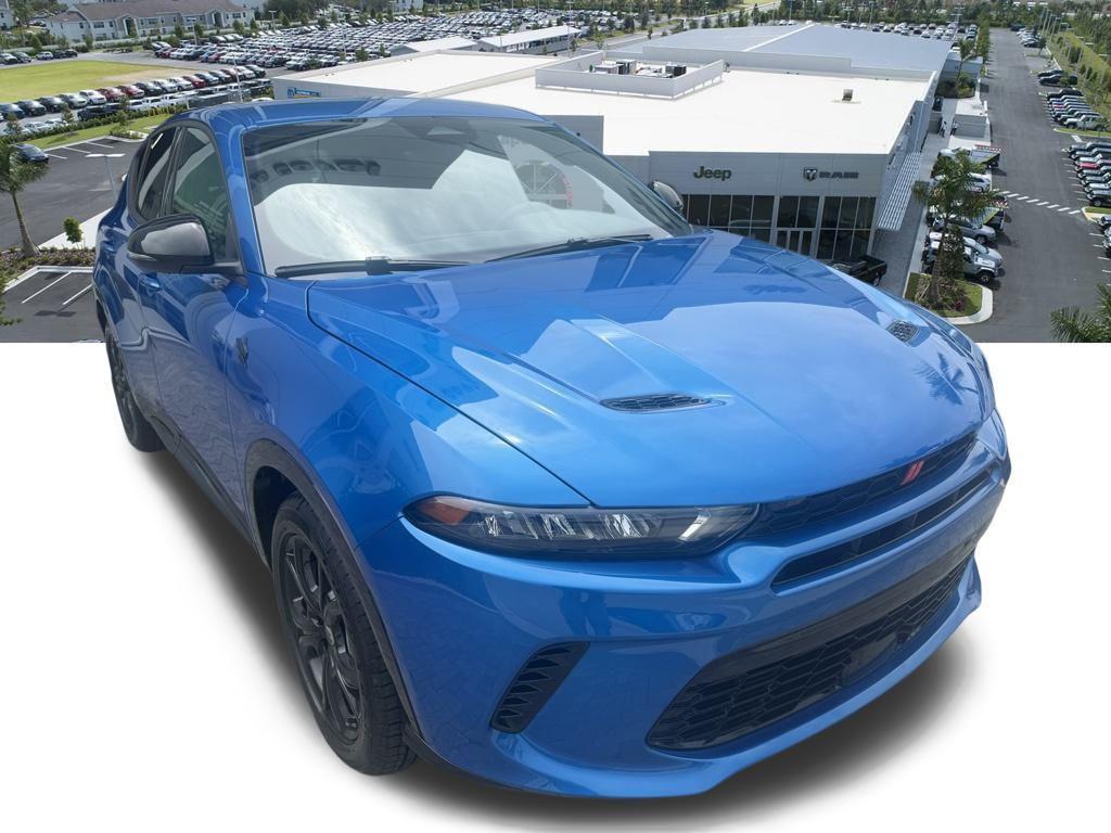 new 2025 Dodge Hornet car, priced at $38,452