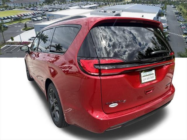 new 2025 Chrysler Pacifica car, priced at $44,995