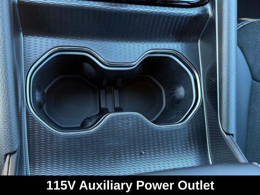 new 2025 Jeep Grand Cherokee L car, priced at $41,135