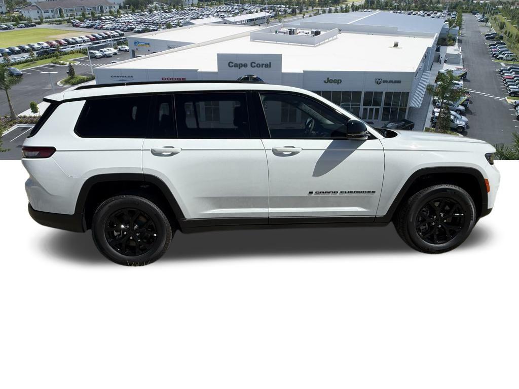 new 2025 Jeep Grand Cherokee L car, priced at $41,135