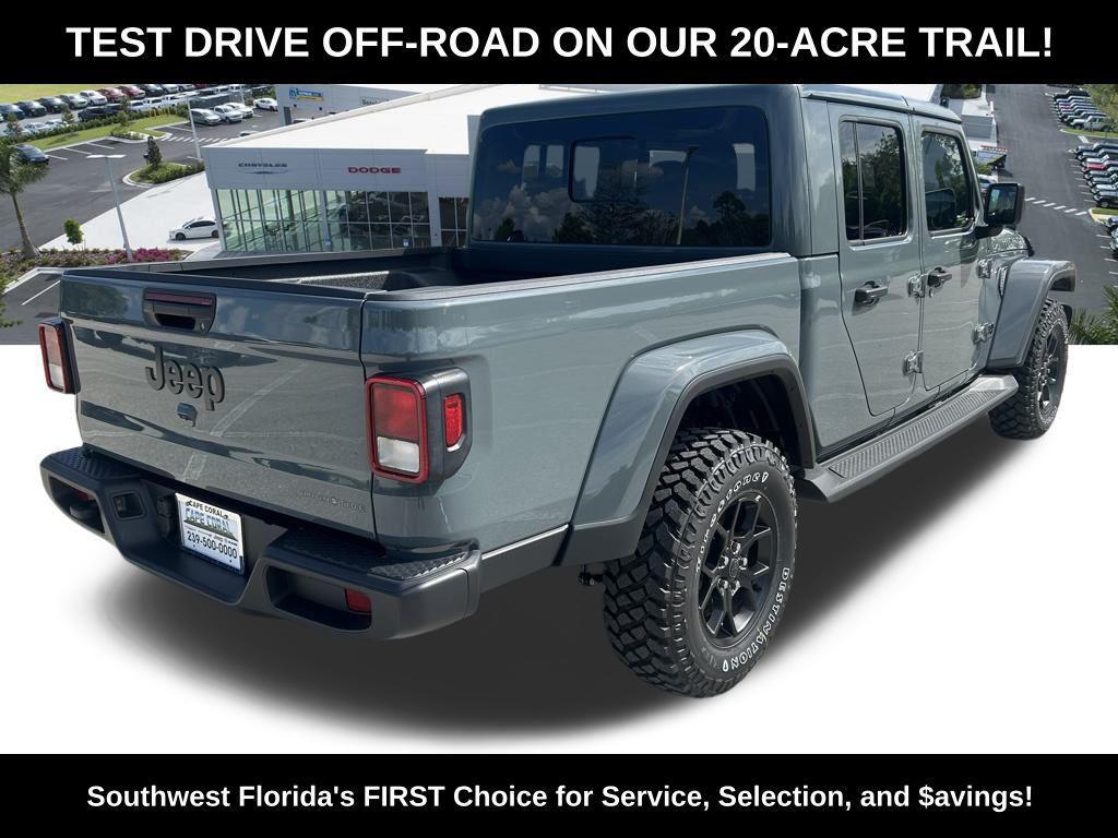 new 2025 Jeep Gladiator car, priced at $44,410