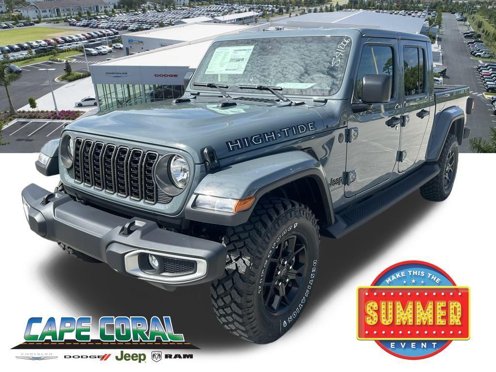 new 2025 Jeep Gladiator car, priced at $45,298