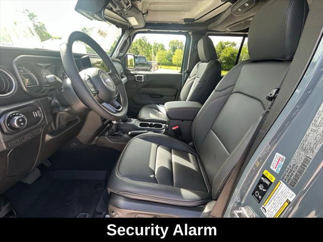 new 2025 Jeep Gladiator car, priced at $44,686