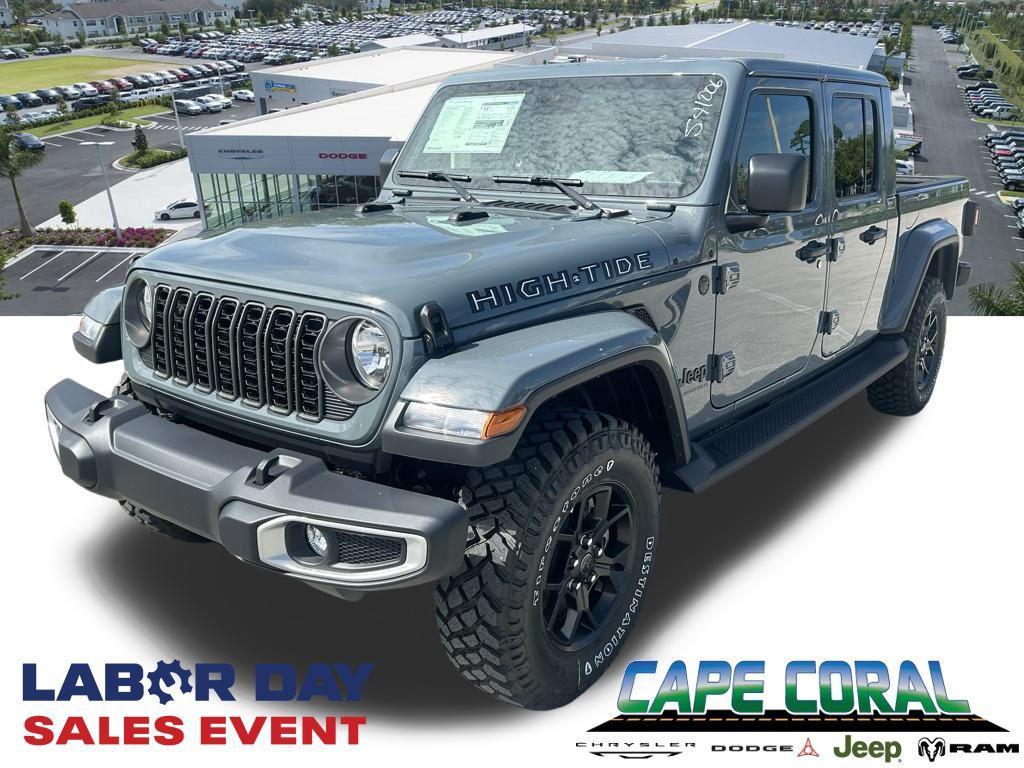 new 2025 Jeep Gladiator car, priced at $45,298