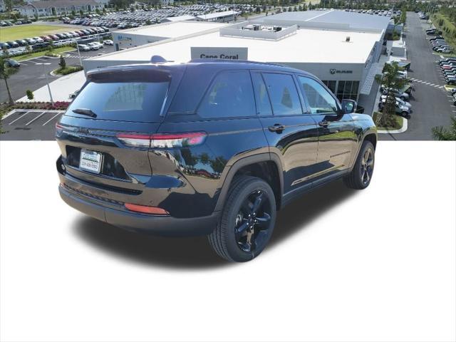 new 2025 Jeep Grand Cherokee car, priced at $45,554