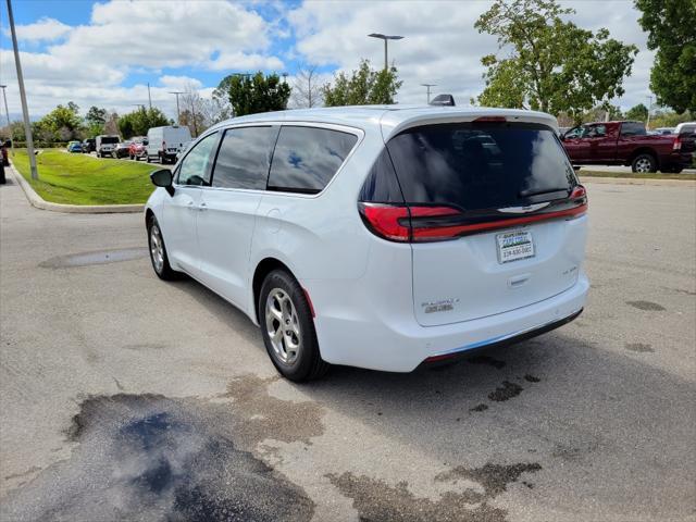 new 2024 Chrysler Pacifica car, priced at $43,446