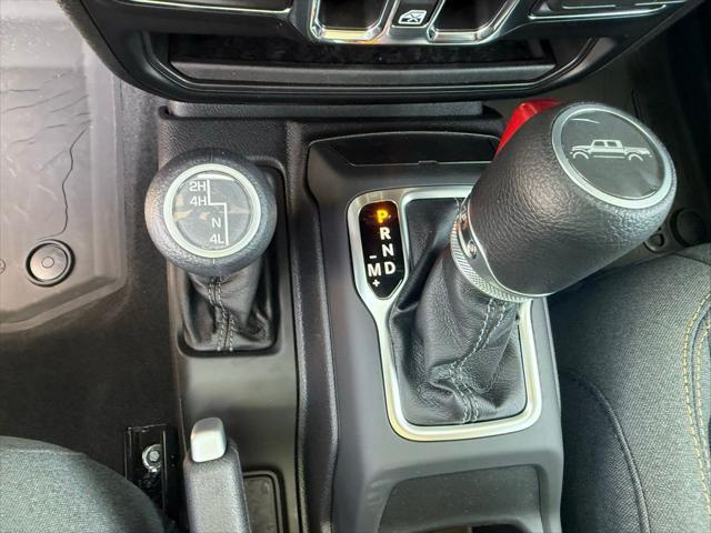 new 2025 Jeep Gladiator car, priced at $38,445