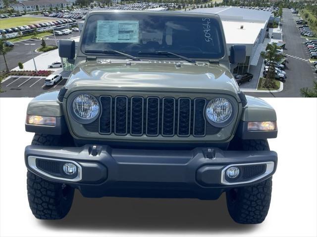 new 2025 Jeep Gladiator car, priced at $46,955