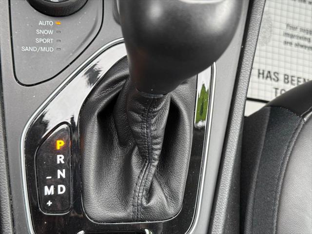 used 2019 Jeep Cherokee car, priced at $18,936