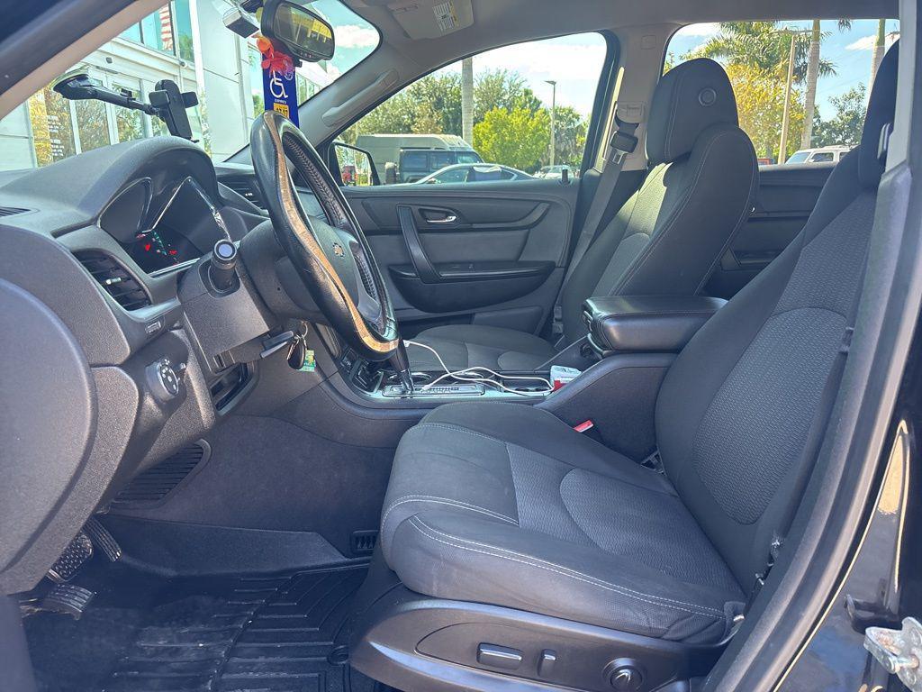 used 2017 Chevrolet Traverse car, priced at $8,984