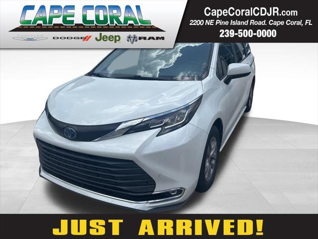used 2022 Toyota Sienna car, priced at $35,515