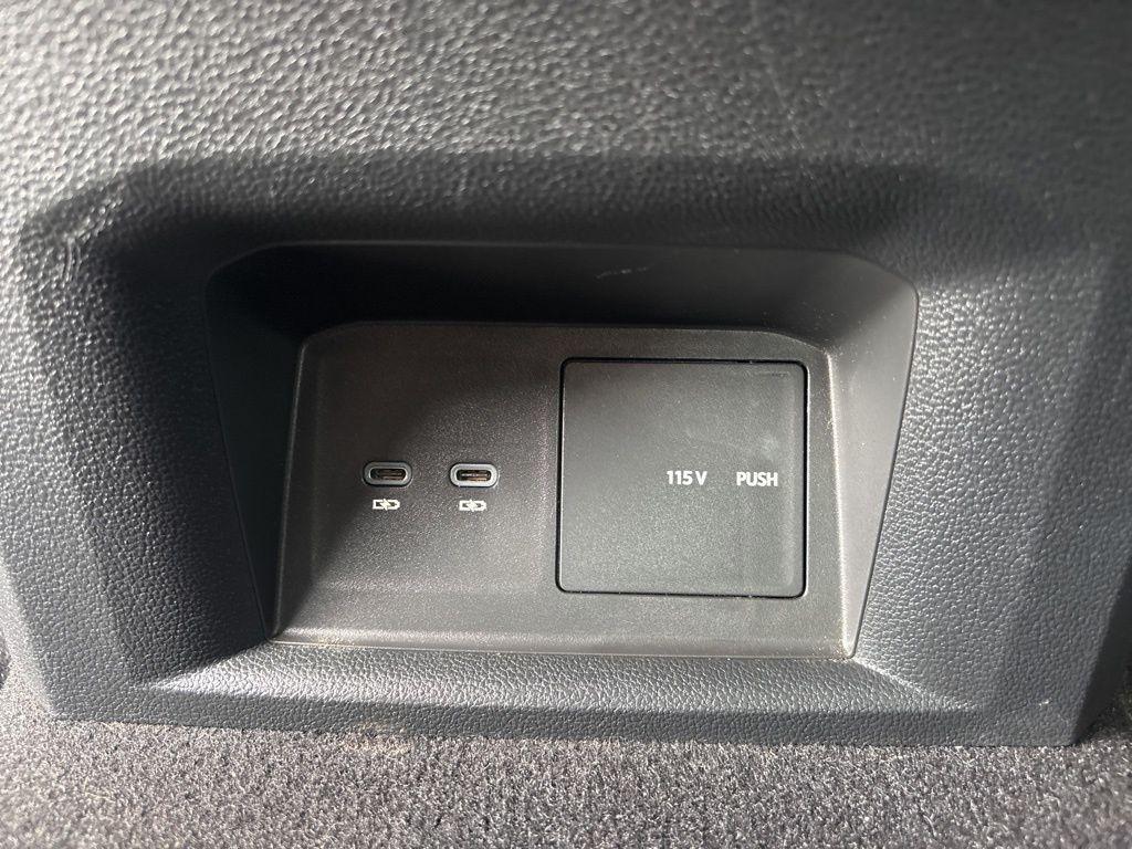 used 2021 Volkswagen Atlas car, priced at $17,596