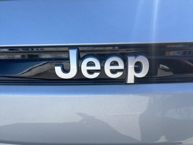 new 2025 Jeep Grand Cherokee car, priced at $55,671