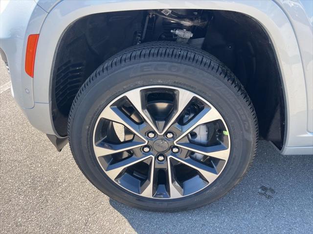 new 2025 Jeep Grand Cherokee car, priced at $55,671