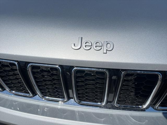 new 2025 Jeep Grand Cherokee car, priced at $55,671