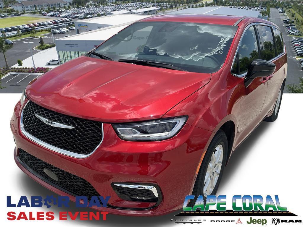 new 2025 Chrysler Pacifica car, priced at $41,687