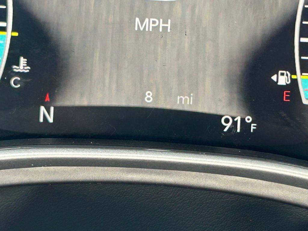 new 2025 Chrysler Pacifica car, priced at $41,687