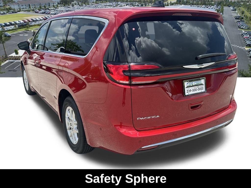 new 2025 Chrysler Pacifica car, priced at $41,687