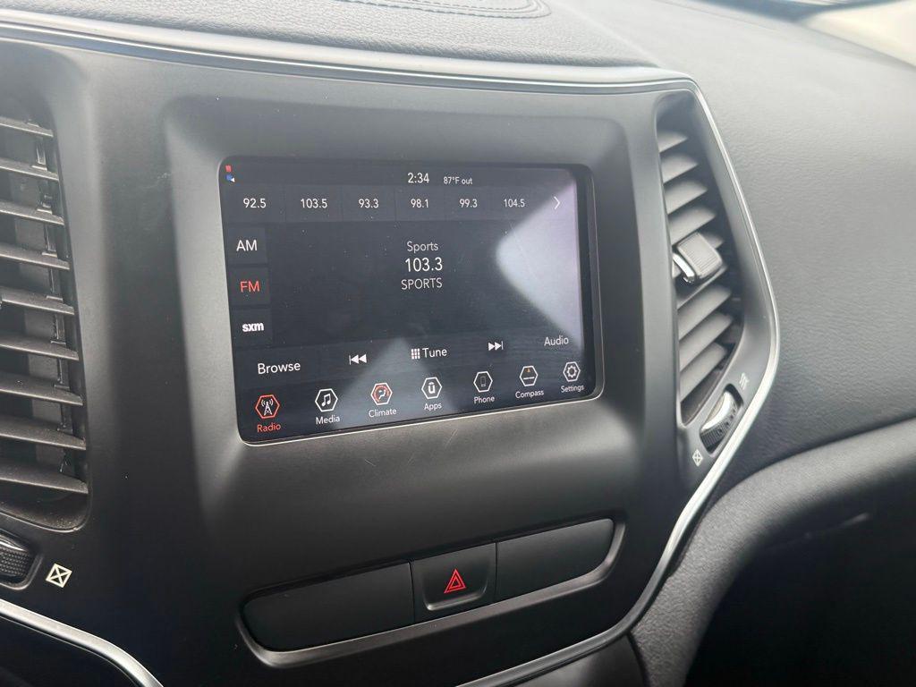 used 2019 Jeep Cherokee car, priced at $11,516