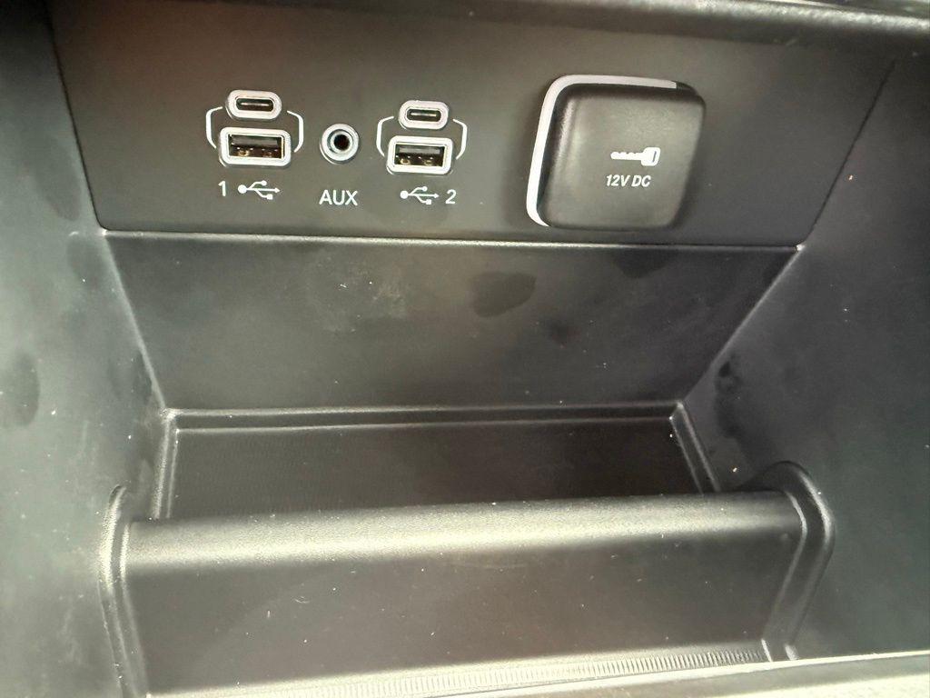 new 2025 Jeep Grand Cherokee L car, priced at $42,720