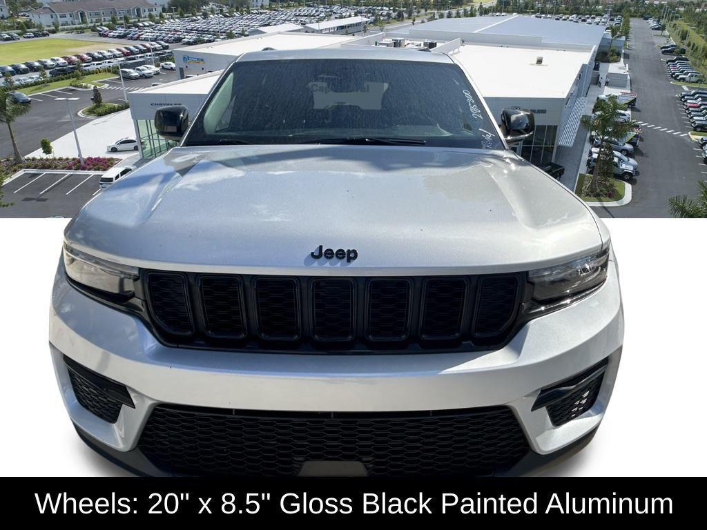 new 2025 Jeep Grand Cherokee car, priced at $42,799
