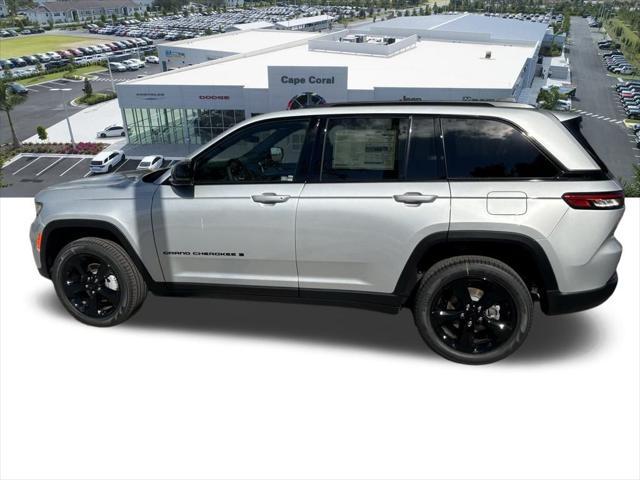 new 2025 Jeep Grand Cherokee car, priced at $43,352