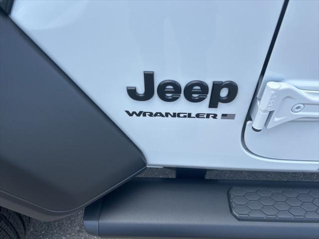 new 2025 Jeep Wrangler car, priced at $36,172