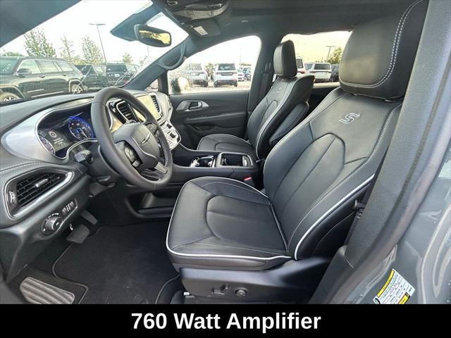 new 2025 Chrysler Pacifica car, priced at $50,863