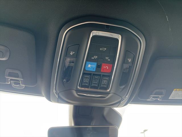new 2025 Jeep Grand Cherokee car, priced at $44,385