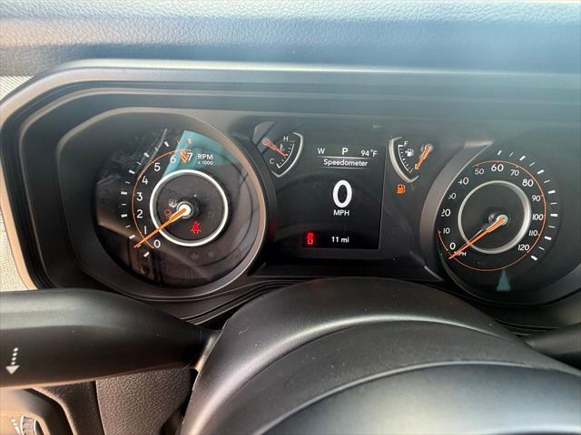 new 2025 Jeep Gladiator car, priced at $38,445