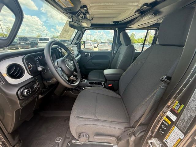 new 2025 Jeep Gladiator car, priced at $38,445