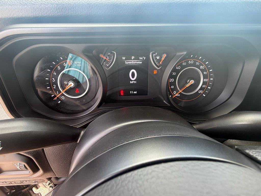 new 2025 Jeep Gladiator car, priced at $38,665