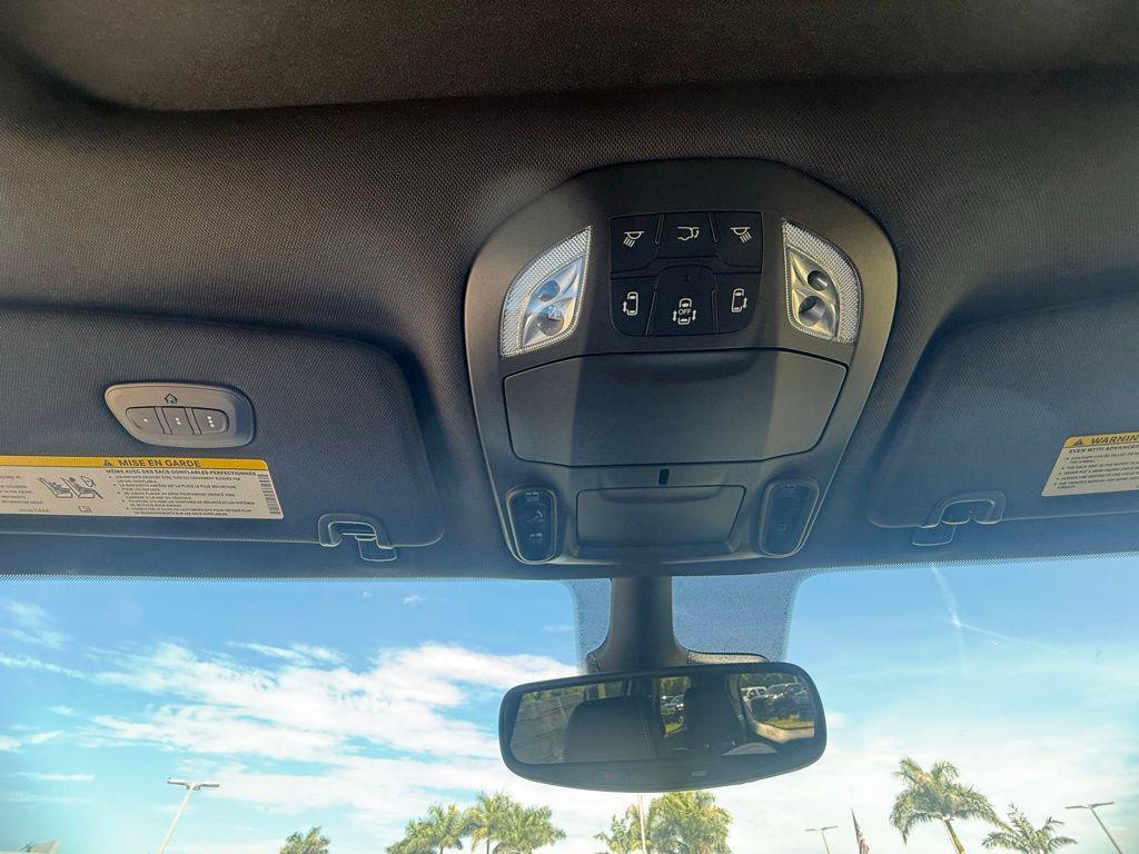 new 2025 Chrysler Pacifica car, priced at $45,345