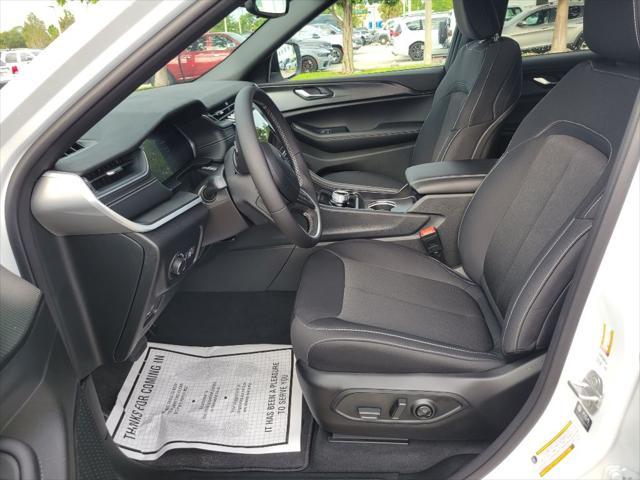 new 2024 Jeep Grand Cherokee L car, priced at $31,995