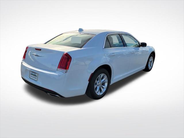 new 2023 Chrysler 300 car, priced at $26,995